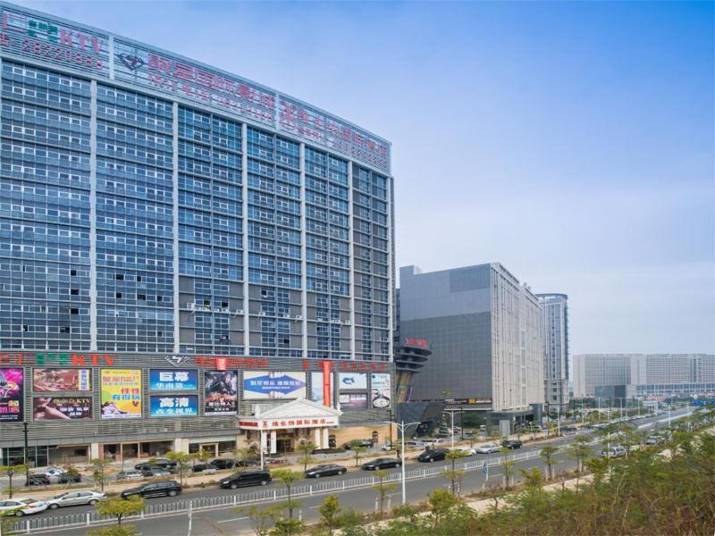 维也纳国际酒店深圳龙岗李朗店 外观 照片